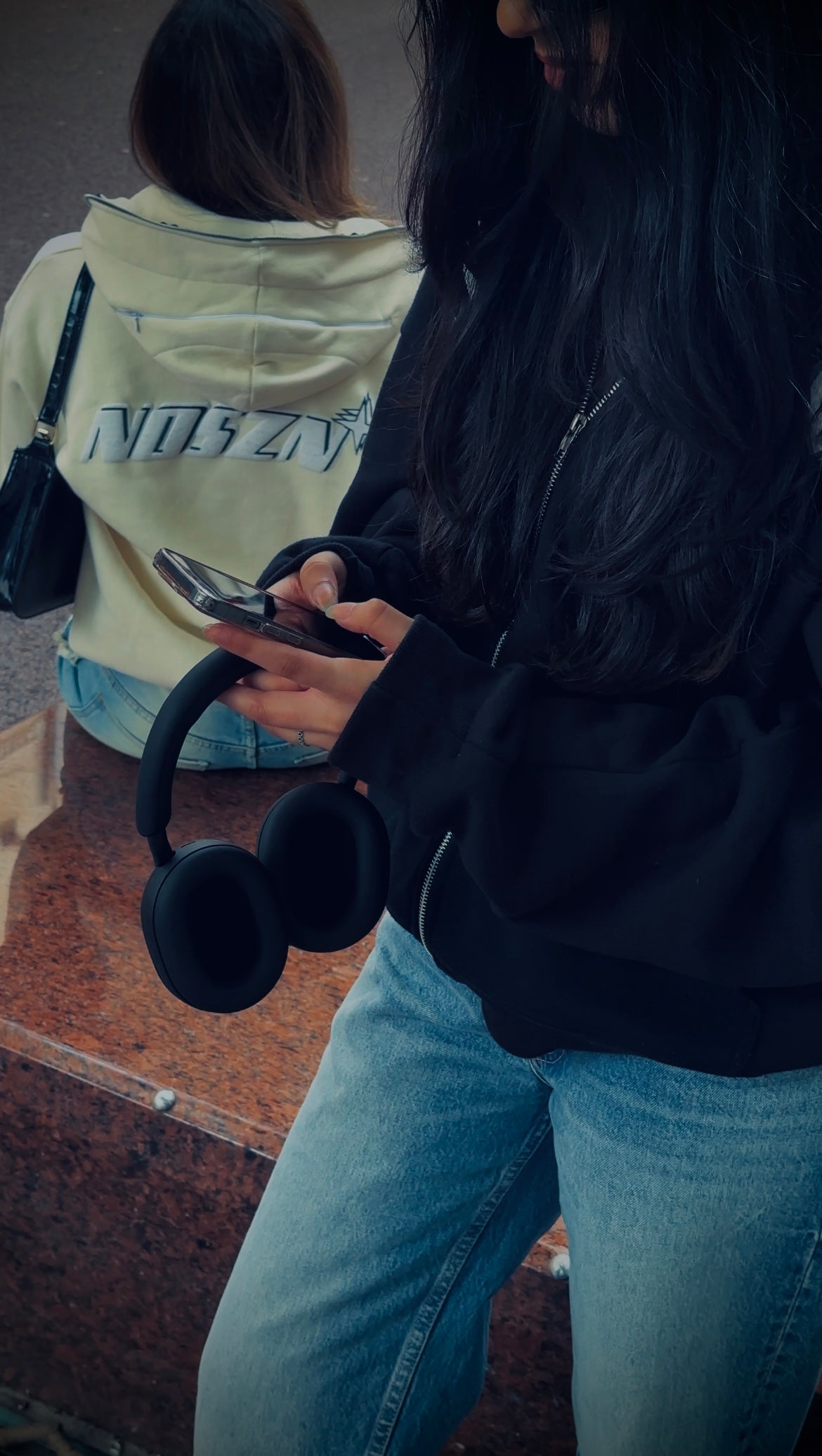 HeadPhone Hoodie ZipUp©